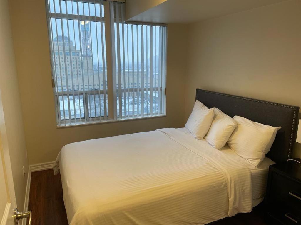 Platinum Suites Furnished Executive Suites Миссиссага Экстерьер фото
