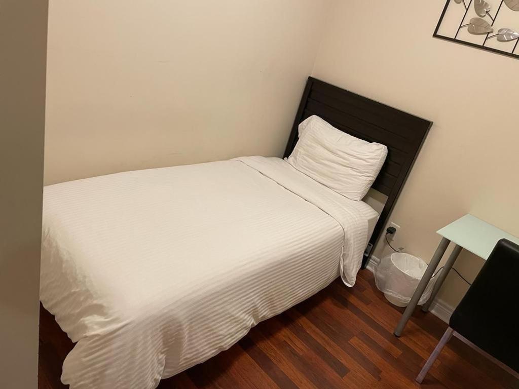 Platinum Suites Furnished Executive Suites Миссиссага Экстерьер фото