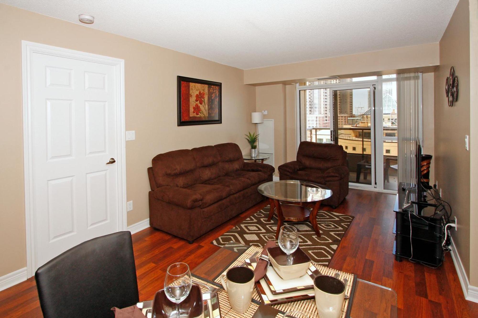Platinum Suites Furnished Executive Suites Миссиссага Экстерьер фото