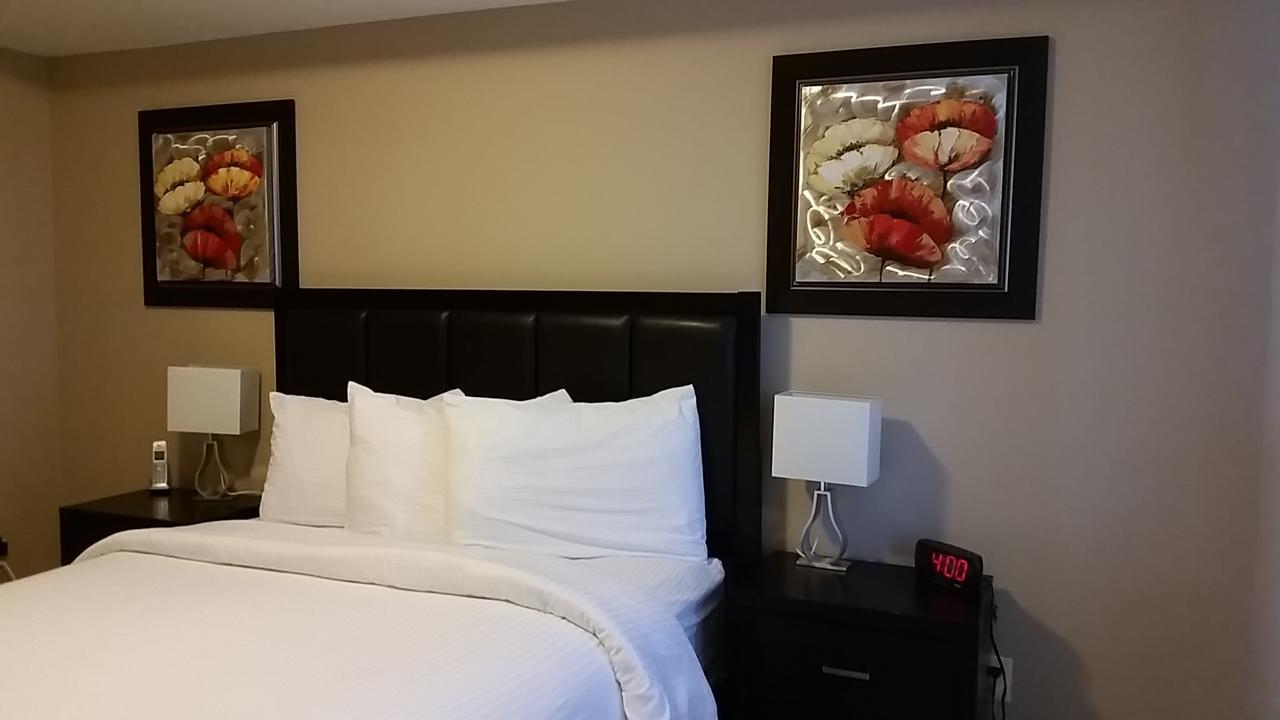 Platinum Suites Furnished Executive Suites Миссиссага Экстерьер фото